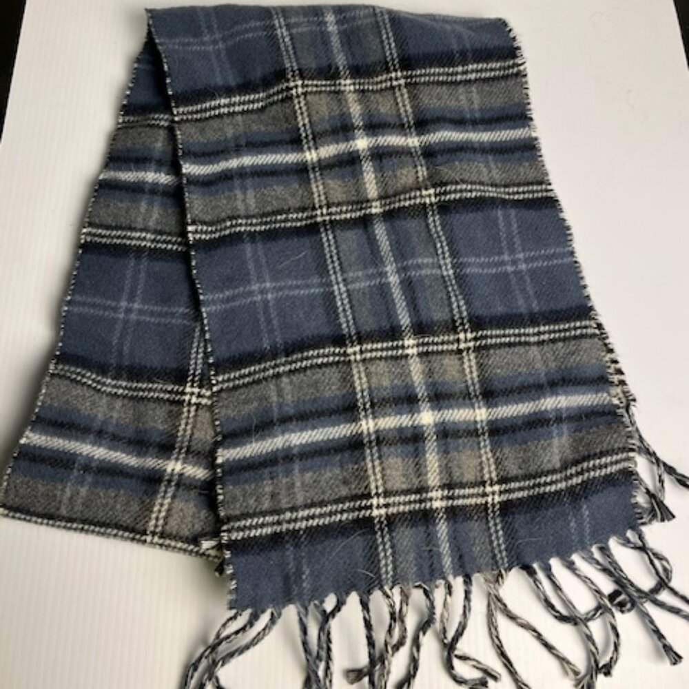CHAPS Men's Winter Gray, Black, Blue color Plaid with fringes, Reversible Scarf